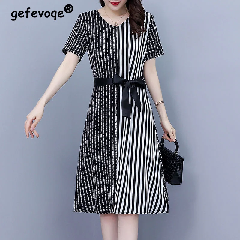 Freizeit Kleid mit Patchwork und Spitze